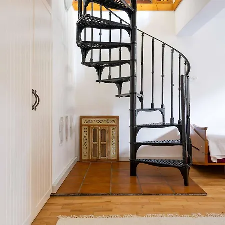 Elegantny Art Deco V Banskej Bystrici Daire *